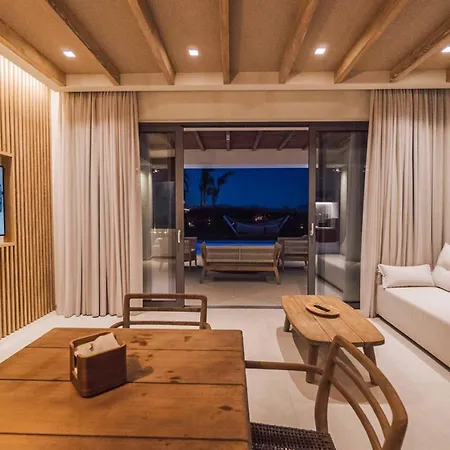 Taf Sunkiss Villa *